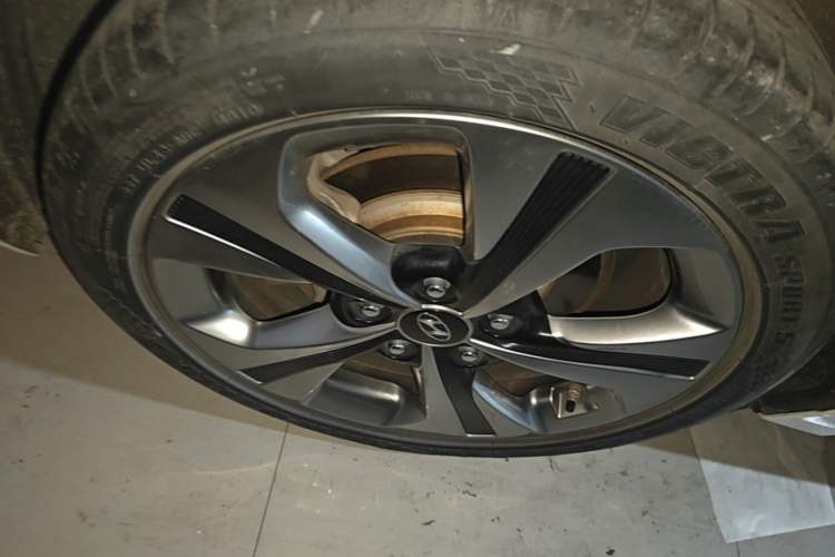 Used Hyundai Lafesta 2019 280TGDi Sport Edition China VI Right Rear Wheel Hub