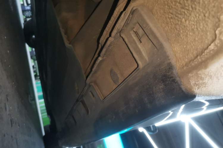Used Hyundai Lafesta 2019 280TGDi Sport Edition China VI Right Side Sill