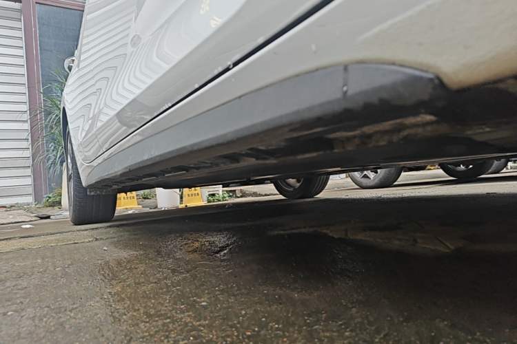 Used Hyundai Lafesta 2019 280TGDi Sport Edition China VI Right Side Sill