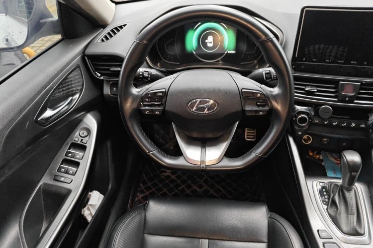 Used Hyundai Lafesta 2019 280TGDi Sport Edition China V Standard Steering Wheel