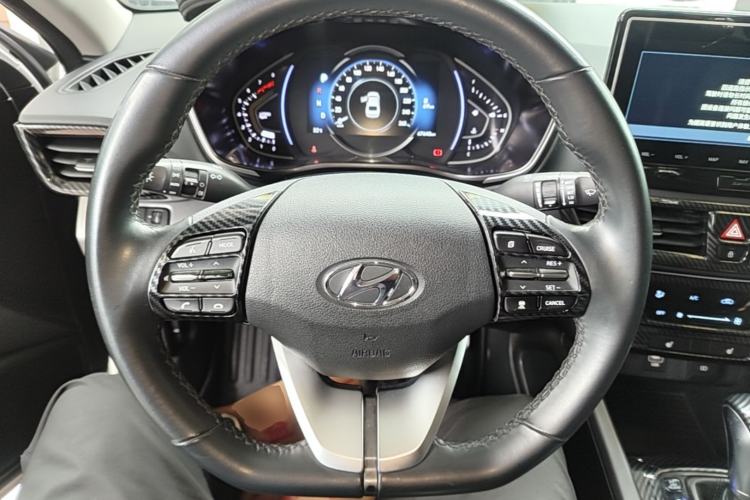 Used Hyundai Lafesta 2019 280TGDi Smart Speed Version China V Standard Steering Wheel