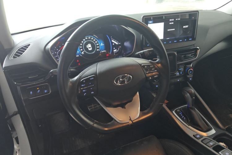 Used Hyundai Lafesta 2019 280TGDi Smart Speed Version China VI Standard Steering Wheel