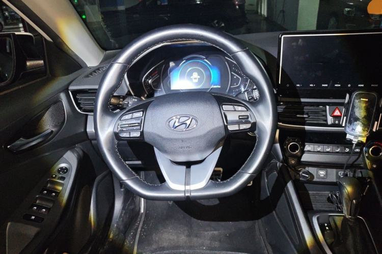 Used Hyundai Lafesta 2019 280TGDi Sport Edition China VI Steering Wheel
