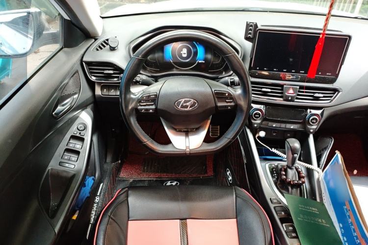 Used Hyundai Lafesta 2019 280TGDi Smart Speed Version China VI Standard Steering Wheel