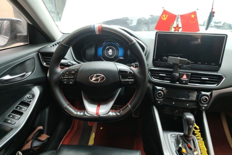 Used Hyundai Lafesta 2019 280TGDi Smart Speed Version China VI Standard Steering Wheel
