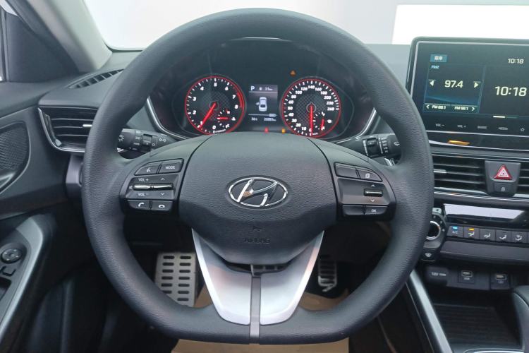 Used Hyundai Lafesta 2019 240TGDi Sport Edition China VI Steering Wheel