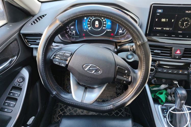 Used Hyundai Lafesta 2019 280TGDi Sport Edition China VI Steering Wheel