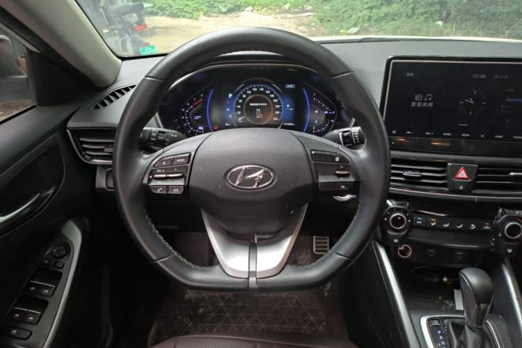 Used Hyundai Lafesta 2019 280TGDi Sport Edition China VI Steering Wheel