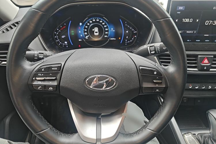 Used Hyundai Lafesta 2019 280TGDi Sport Edition China VI Steering Wheel