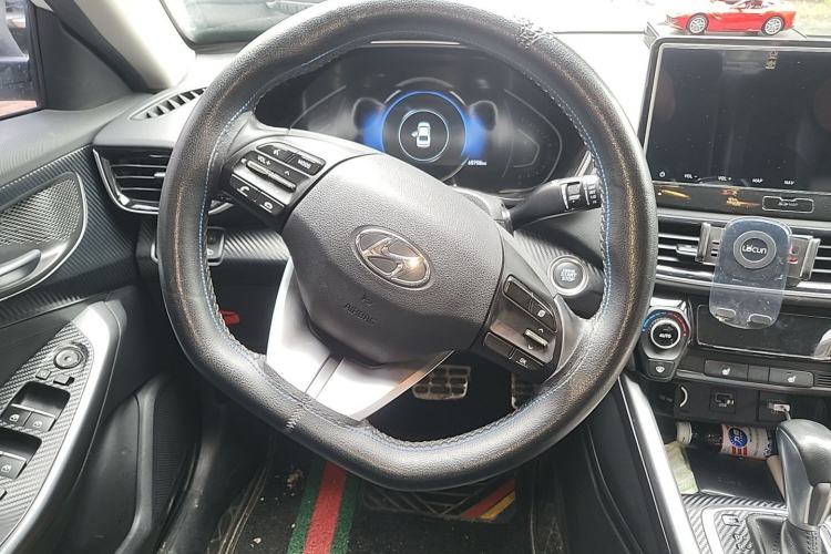 Used Hyundai Lafesta 2019 280TGDi Smart Speed Version China VI Standard Steering Wheel
