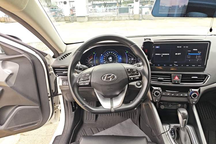 Used Hyundai Lafesta 2019 280TGDi Sport Edition China VI Steering Wheel