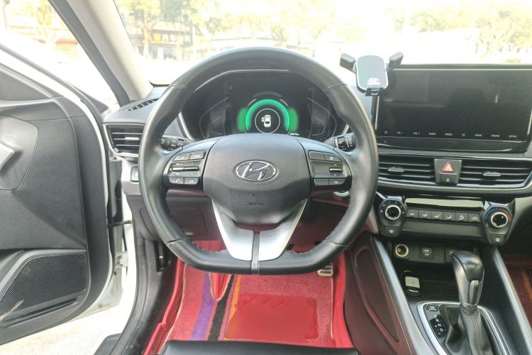 Used Hyundai Lafesta 2019 280TGDi Sport Edition China VI Steering Wheel