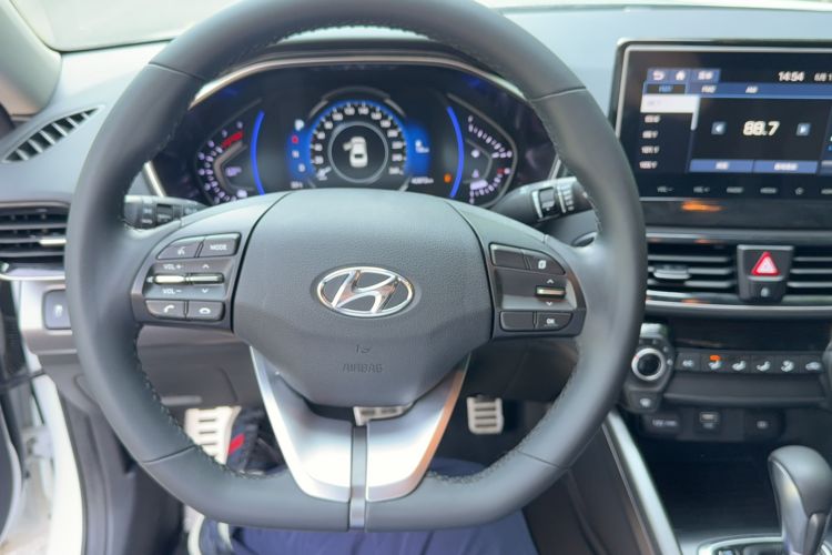 Used Hyundai Lafesta 2019 280TGDi Sport Edition China VI Steering Wheel
