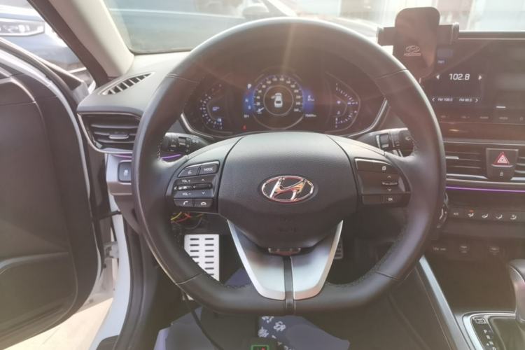 Used Hyundai Lafesta 2019 280TGDi Sport Edition China VI Steering Wheel