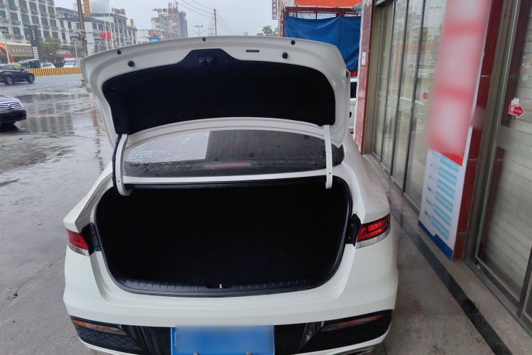 Used Hyundai Lafesta 2019 280TGDi Sport Edition China VI Trunk