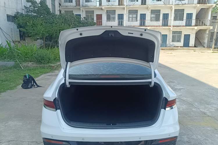 Used Hyundai Lafesta 2019 280TGDi Sport Edition China VI Trunk