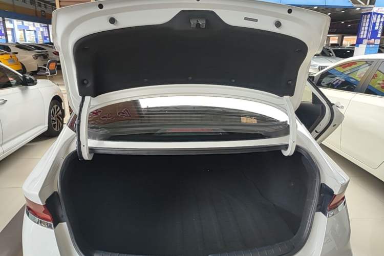 Used Hyundai Lafesta 2019 280TGDi Smart Speed Version China V Standard Trunk