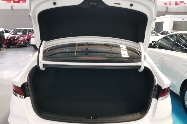 Used Hyundai Lafesta 2019 280TGDi Sport Edition China VI Trunk