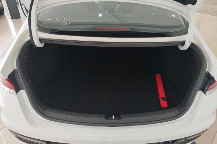 Used Hyundai Lafesta 2019 280TGDi Sport Edition China VI Trunk