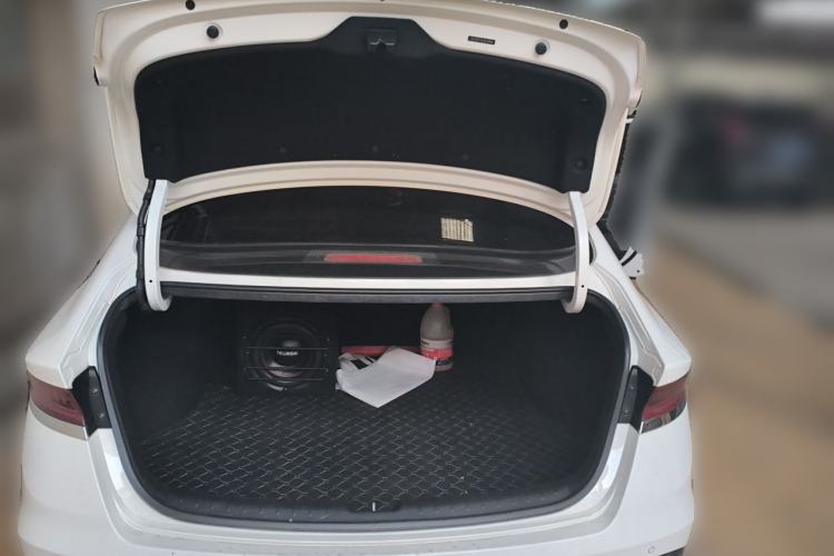 Used Hyundai Lafesta 2019 280TGDi Smart Edition China VI Standard Trunk