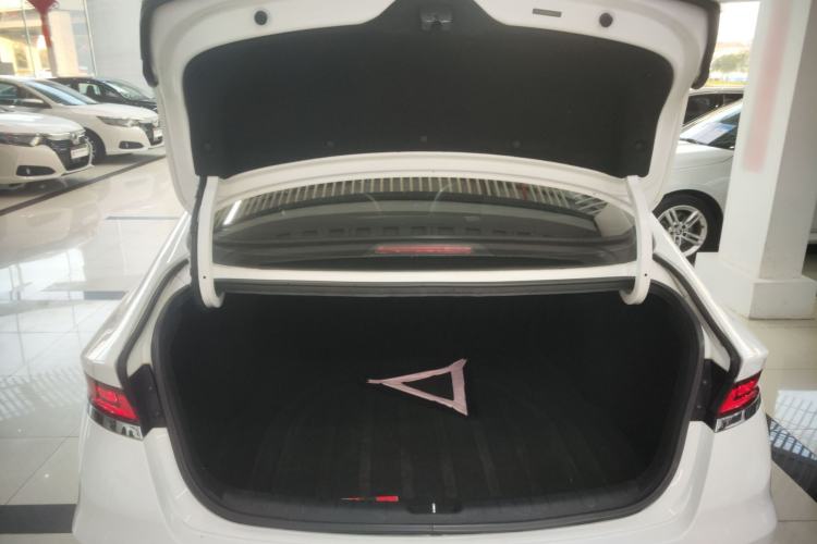 Used Hyundai Lafesta 2019 280TGDi Sport Edition China VI Trunk