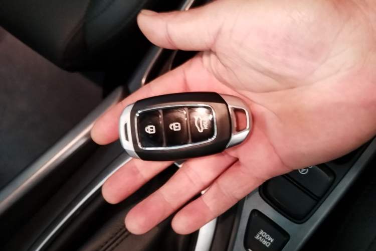 Used Hyundai Lafesta 2019 280TGDi Sport Edition China VI Vehicle Key