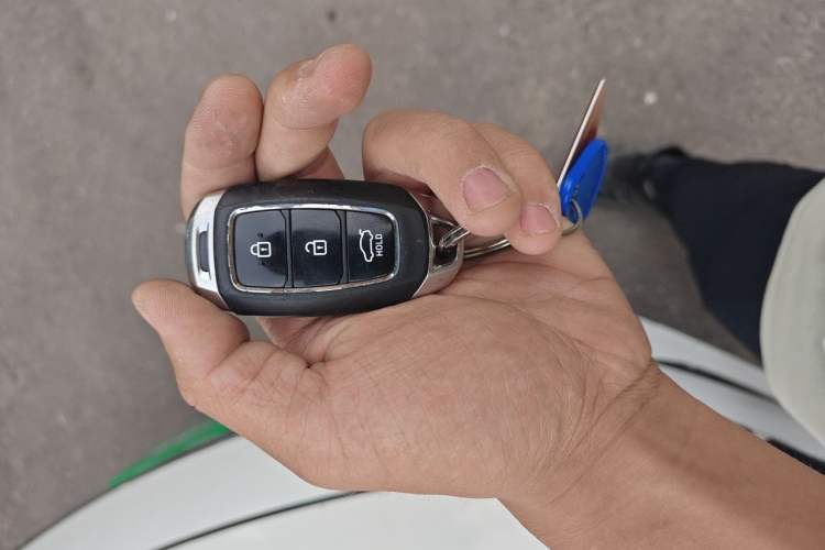 Used Hyundai Lafesta 2019 280TGDi Smart Speed Version China VI Standard Vehicle Key
