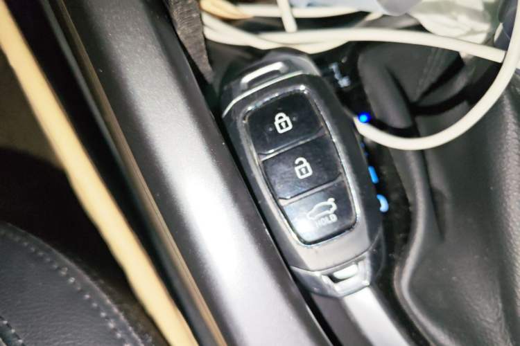 Used Hyundai Lafesta 2019 280TGDi Smart Speed Version China VI Standard Vehicle Key