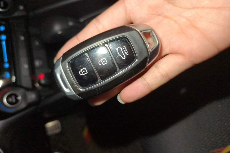 Used Hyundai Lafesta 2019 280TGDi Smart Speed Version China V Standard Vehicle Key