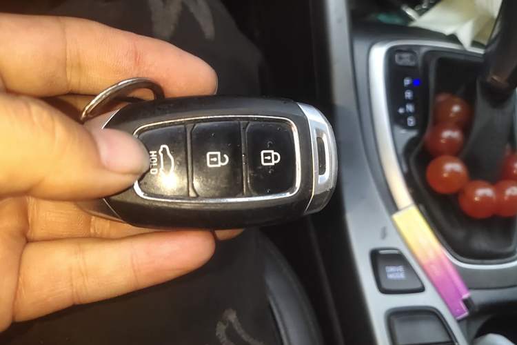 Used Hyundai Lafesta 2019 280TGDi Smart Speed Version China VI Standard Vehicle Key