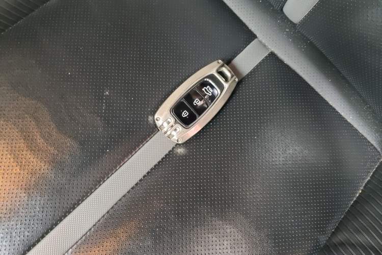 Used Hyundai Lafesta 2019 280TGDi Smart Speed Version China VI Standard Vehicle Key