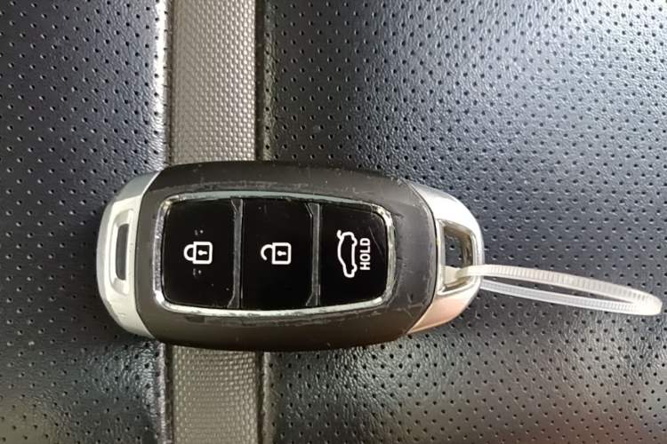 Used Hyundai Lafesta 2019 280TGDi Smart Speed Version China VI Standard Vehicle Key