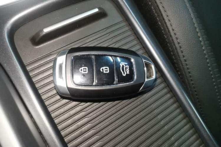 Used Hyundai Lafesta 2019 280TGDi Sport Edition China VI Vehicle Key