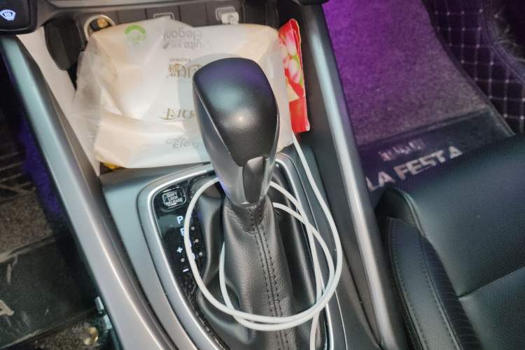 Used Hyundai Lafesta 2019 280TGDi Sport Edition China VI Gear Lever