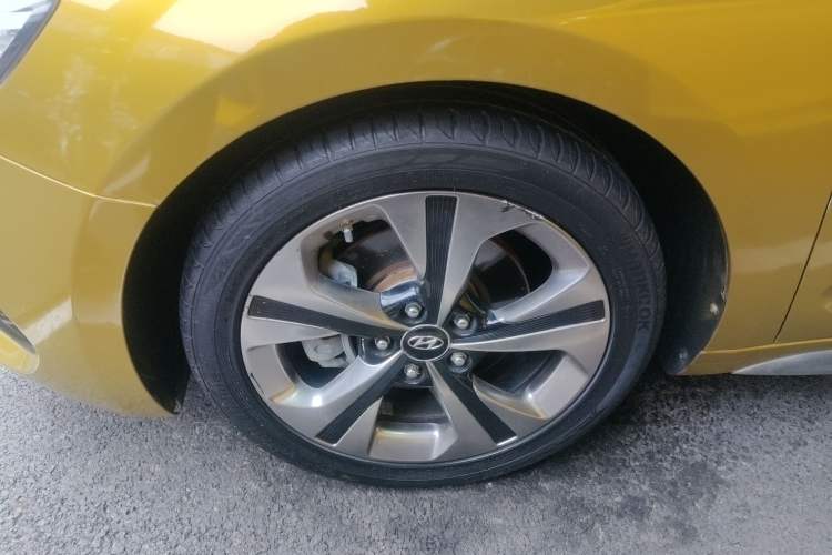 Used Hyundai Lafesta 2019 280TGDi Smart Speed Version China V Standard Left Front Wheel Hub