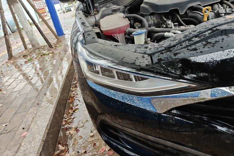 Used Hyundai Lafesta 2021 280TGDi DLX Luxury Edition Right Front Headlight