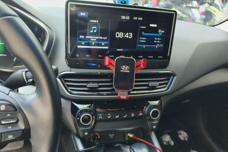 Used Hyundai Lafesta 2021 280TGDi GLX Elite Edition Audio And AC Panel