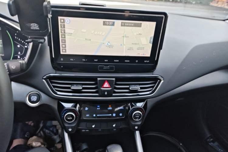 Used Hyundai Lafesta 2021 280TGDi DLX Luxury Edition Audio And AC Panel