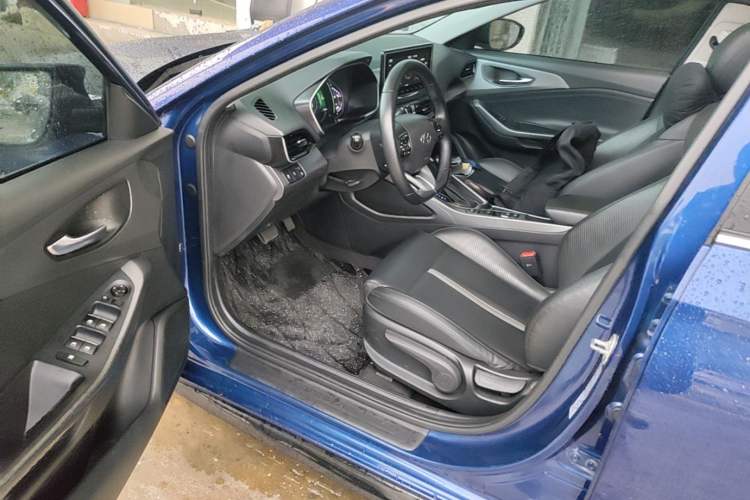 Used Hyundai Lafesta 2021 280TGDi GLX Elite Edition Driver Seat