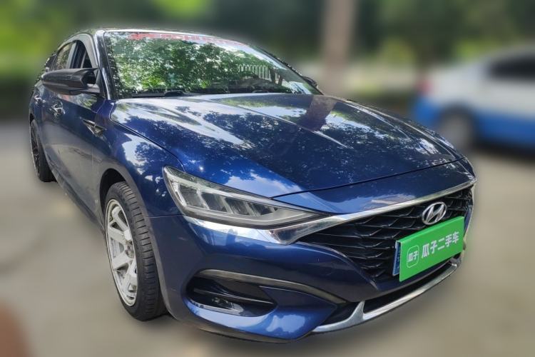 Used Hyundai Lafesta 2021 280TGDi DLX Luxury Edition Front Right 45 Deg