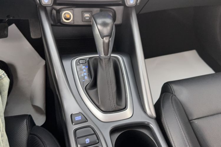 Used Hyundai Lafesta 2021 280TGDi GLX Elite Edition Gear Lever