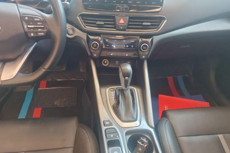 Used Hyundai Lafesta 2021 280TGDi DLX Luxury Edition Gear Lever