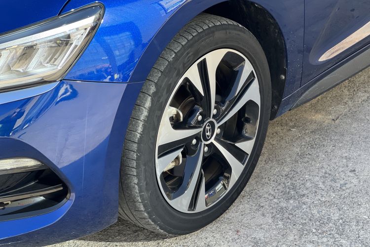Used Hyundai Lafesta 2021 280TGDi DLX Luxury Edition Left Front Wheel Hub