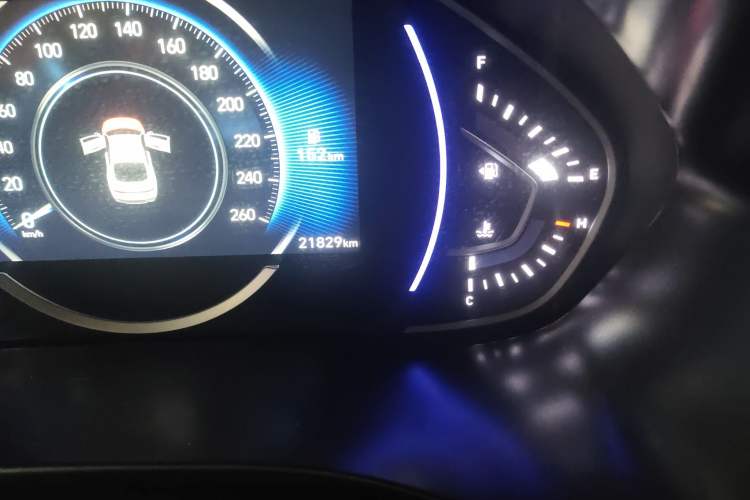 Used Hyundai Lafesta 2021 280TGDi DLX Luxury Edition Odometer Close Up