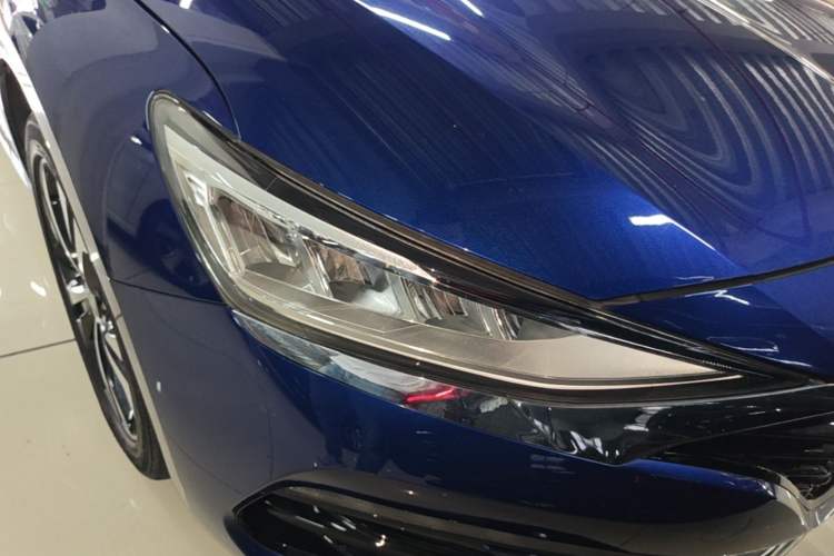 Used Hyundai Lafesta 2021 280TGDi GLX Elite Edition Right Front Headlight