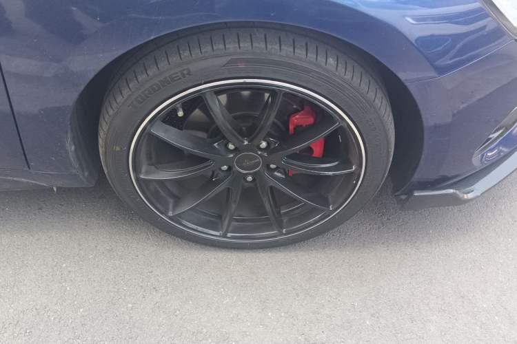 Used Hyundai Lafesta 2021 280TGDi Luxury Sport Enjoyment Edition Right Front Wheel Hub