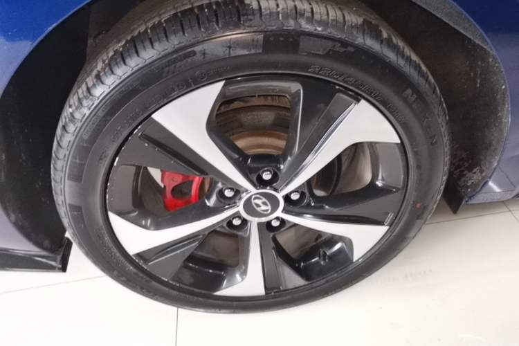 Used Hyundai Lafesta 2021 280TGDi DLX Luxury Edition Right Rear Wheel Hub
