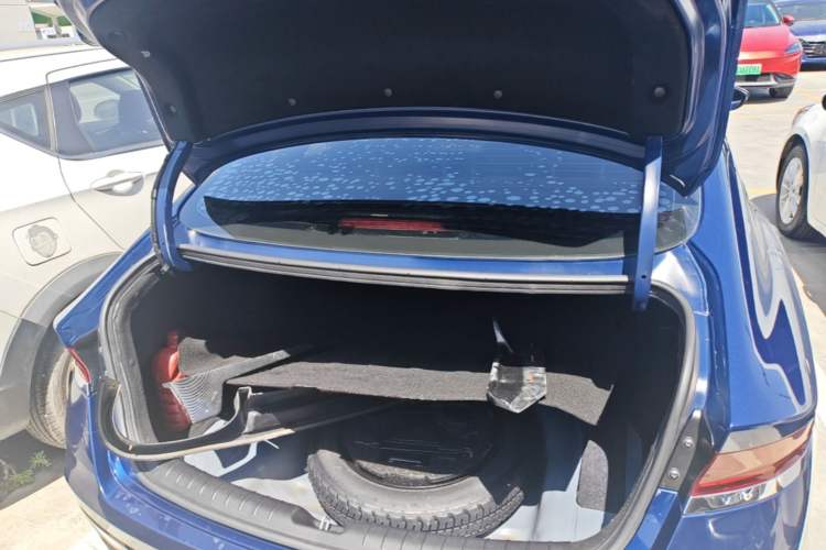 Used Hyundai Lafesta 2021 280TGDi DLX Luxury Edition Trunk