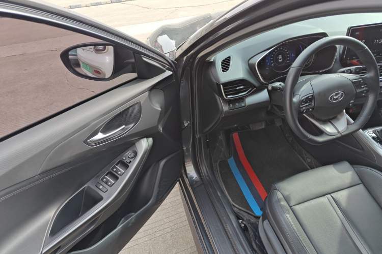 Used Hyundai Lafesta 2021 280TGDi GLX Elite Edition Driver Seat
