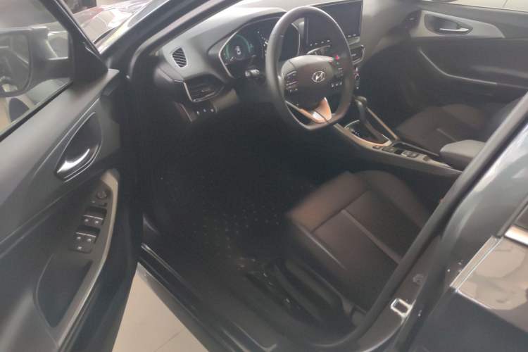 Used Hyundai Lafesta 2021 280TGDi GLX Elite Edition Driver Seat